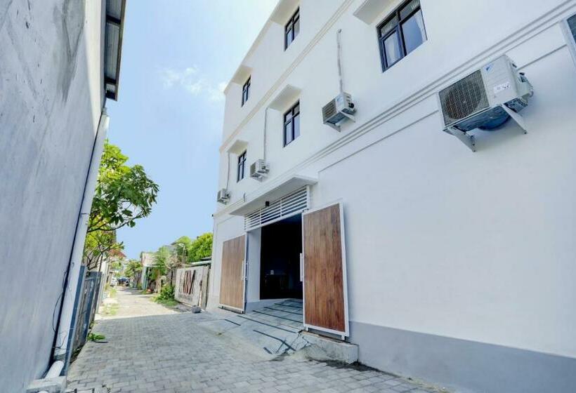 酒店 Oyo 90671 Petanu Residence