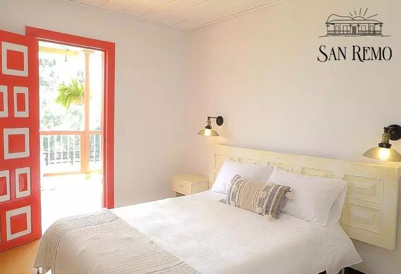ホテル Rural San Remo