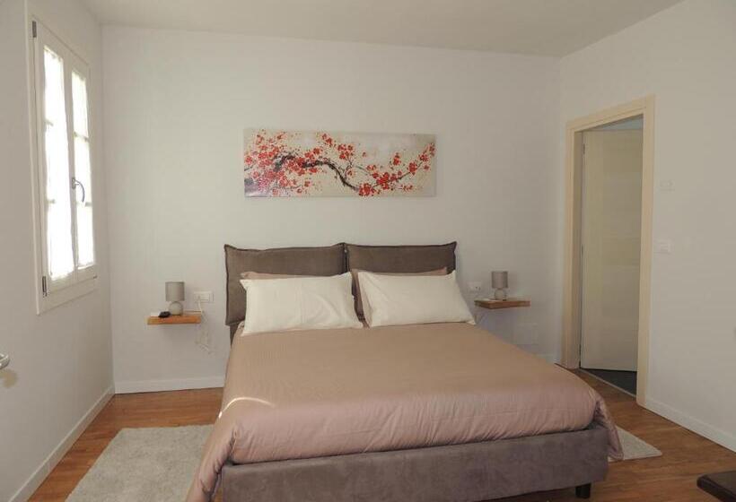 פנסיון Ginkgo Guest House