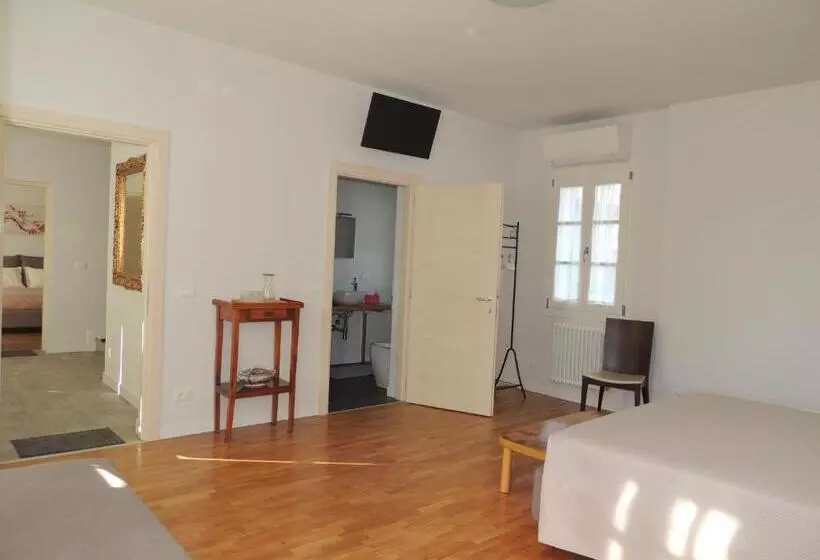 ペンション Ginkgo Guest House