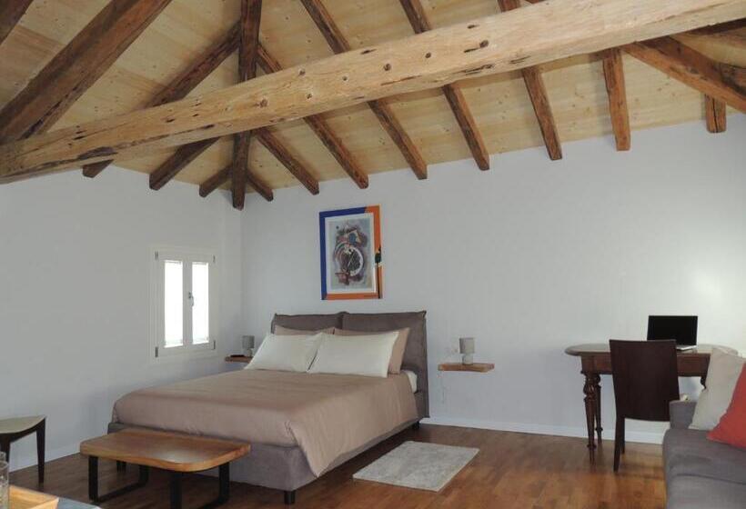 פנסיון Ginkgo Guest House