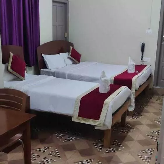 هاستل Magvaris Comfort Inn