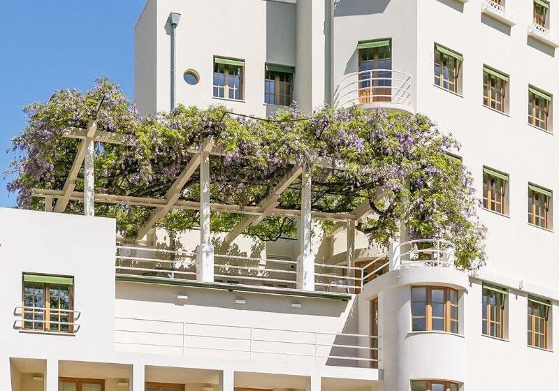 هتل Casa Das Lerias