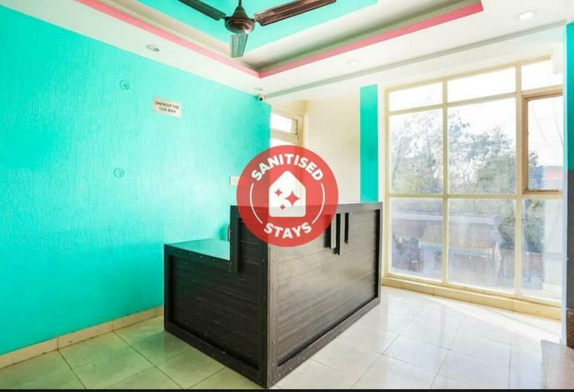 ホテル Pop 82775 Radhe Oyo