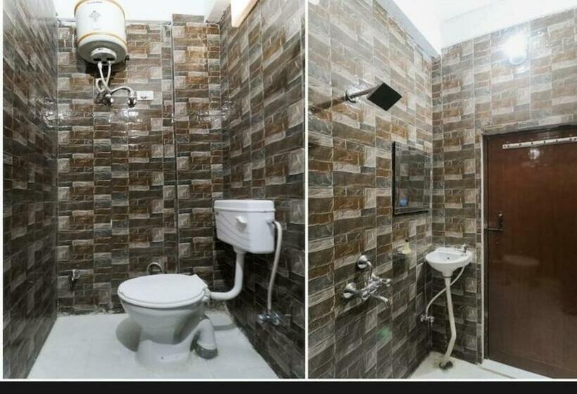 ホテル Pop 82775 Radhe Oyo