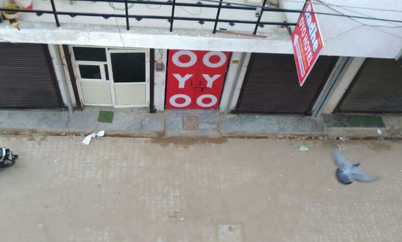 ホテル Pop 82775 Radhe Oyo