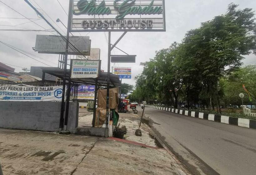 ホテル Reddoorz At Pahlawan Street