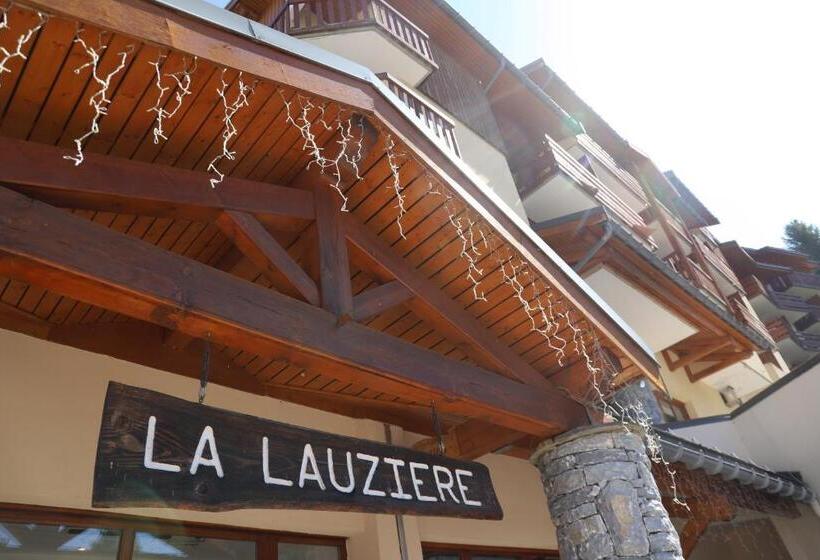 هتل Sowell Family La Lauziere