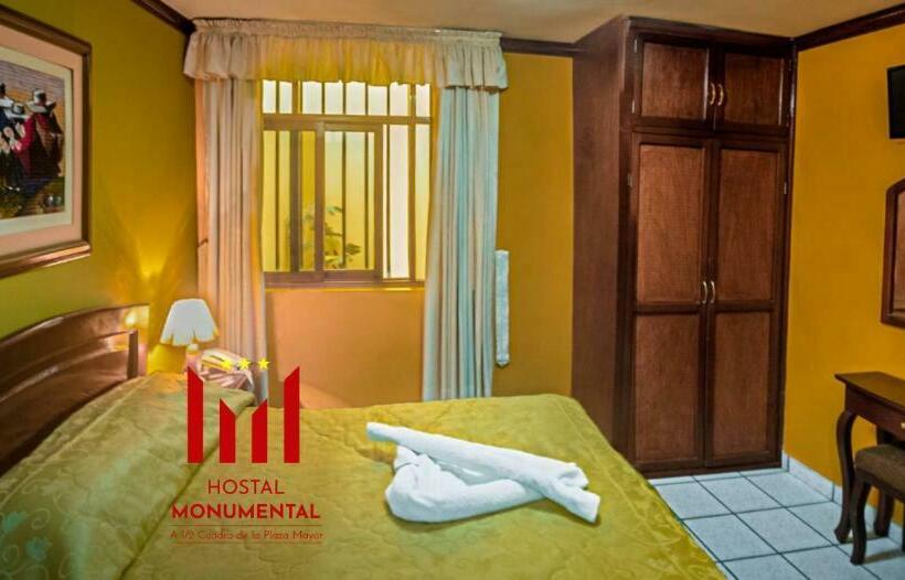 پانسیون Hostal Monumental A Media Cuadra De La Plaza Mayor