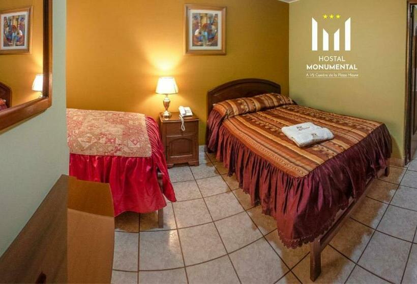 پانسیون Hostal Monumental A Media Cuadra De La Plaza Mayor