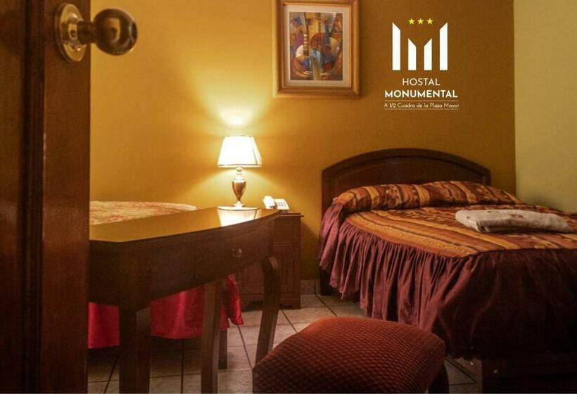 پانسیون Hostal Monumental A Media Cuadra De La Plaza Mayor