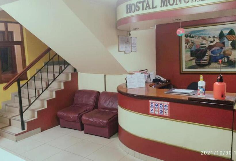 پانسیون Hostal Monumental A Media Cuadra De La Plaza Mayor