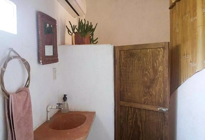 ユースホステル Una Posada Mas