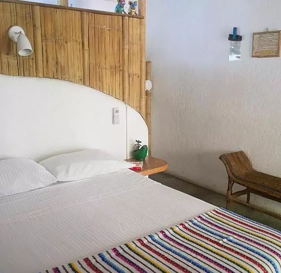 ユースホステル Una Posada Mas