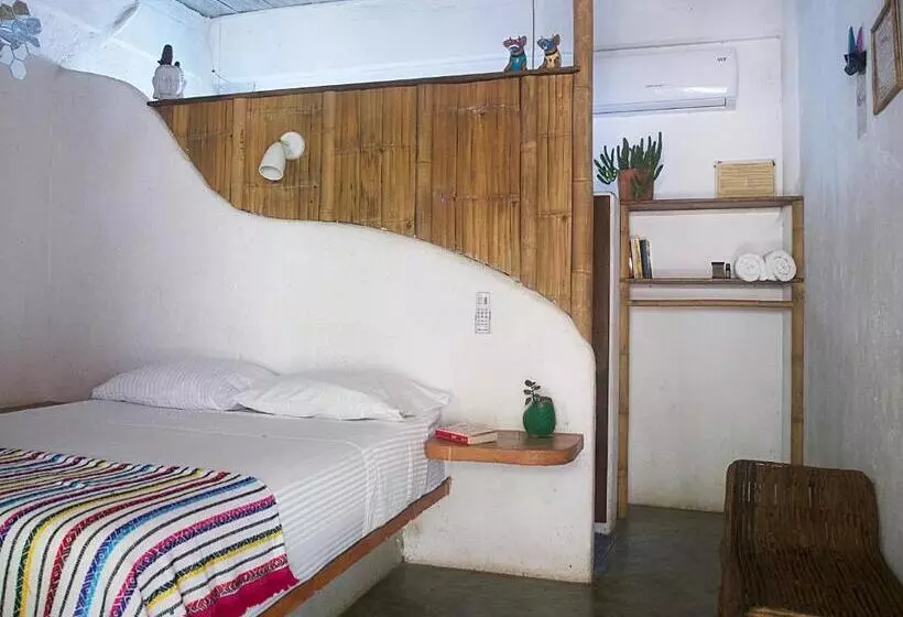 ユースホステル Una Posada Mas