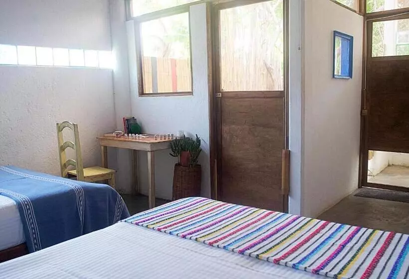 ユースホステル Una Posada Mas