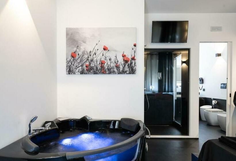 Bed and Breakfast Black & White Suite