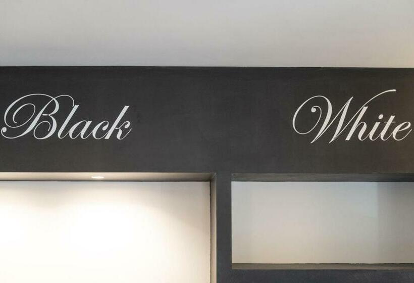 Bed and Breakfast Black & White Suite