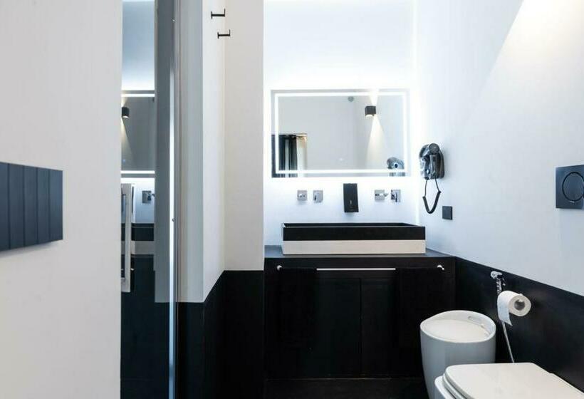 Bed and Breakfast Black & White Suite