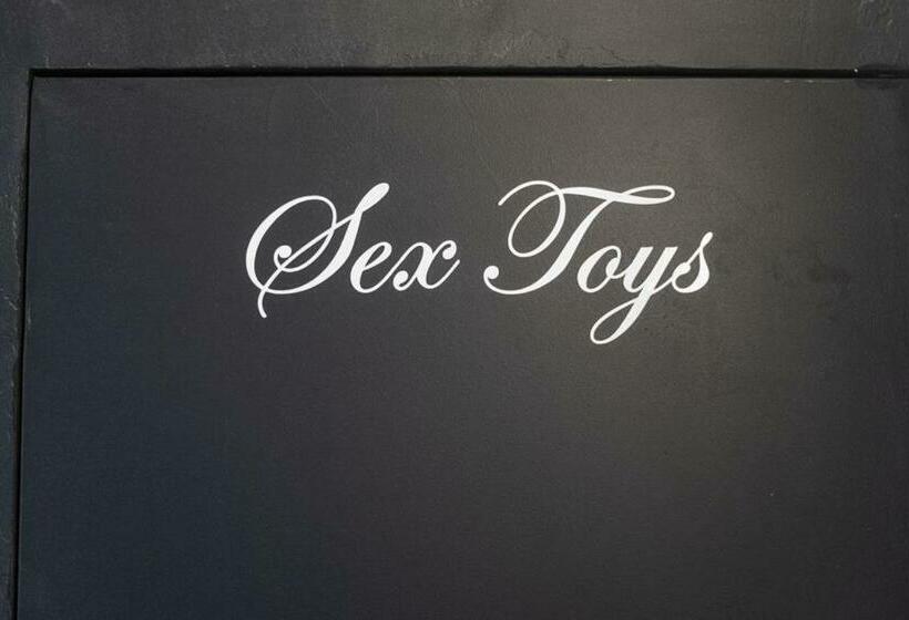 Bed and Breakfast Black & White Suite