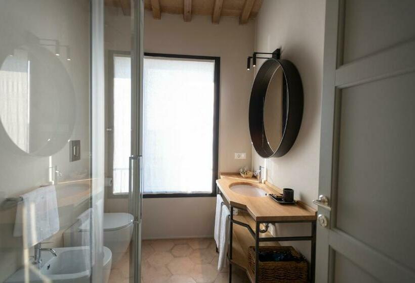 تختخواب و صبحانه Sei Sequoie