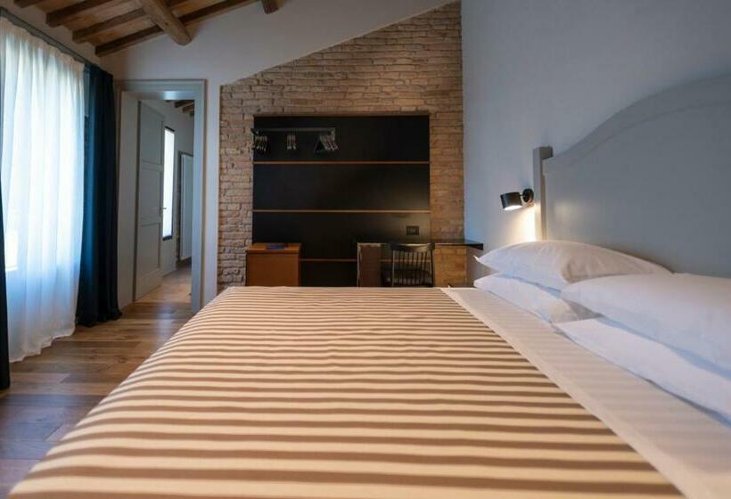 تختخواب و صبحانه Sei Sequoie