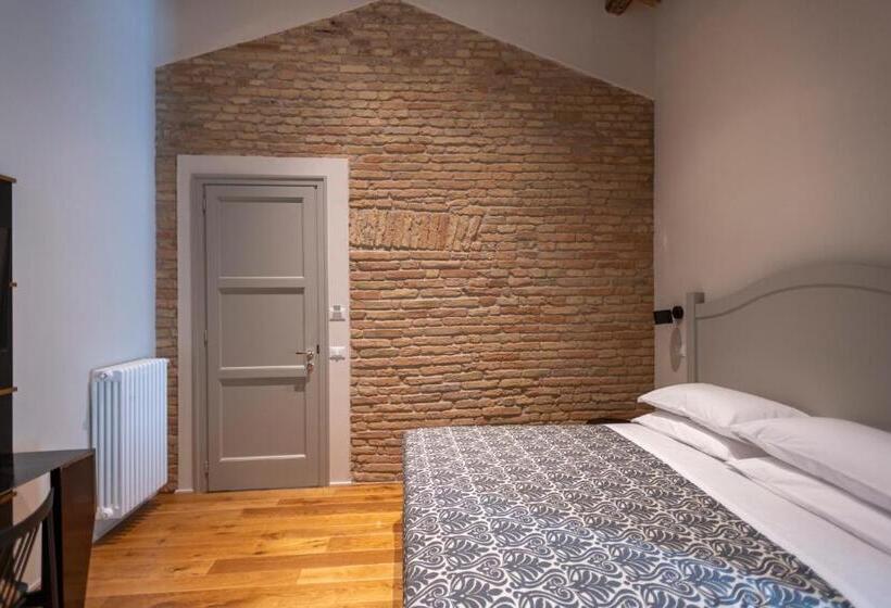 تختخواب و صبحانه Sei Sequoie