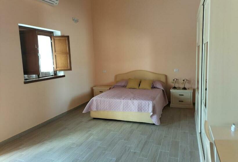 Hotelli Agriturismo Dipinto Dal Sole