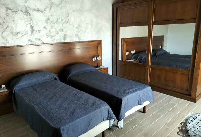 Hotelli Agriturismo Dipinto Dal Sole