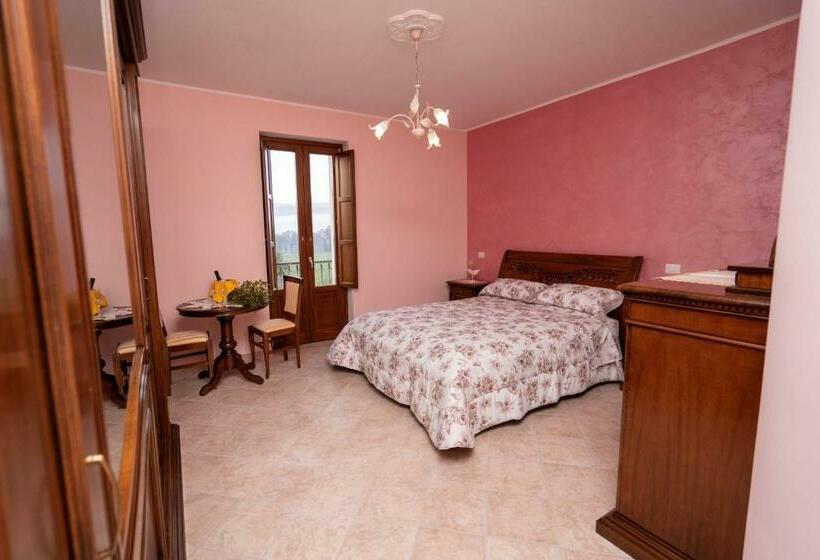 Hotelli Agriturismo Dipinto Dal Sole