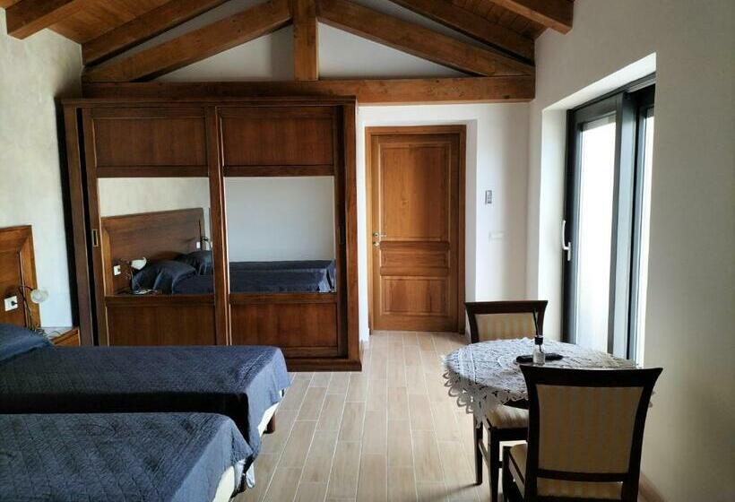 Hotelli Agriturismo Dipinto Dal Sole