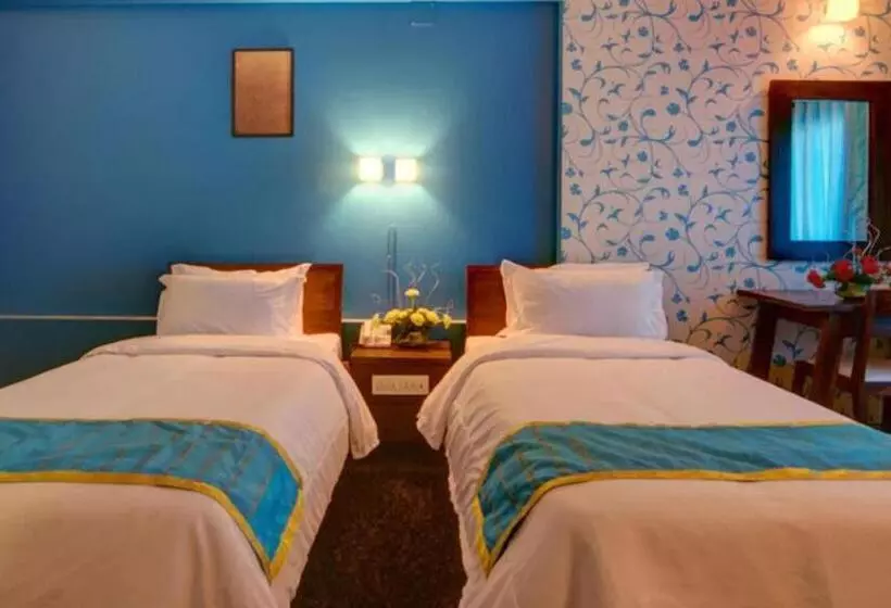 هتل Ambience Excellency, Wakad, Pune