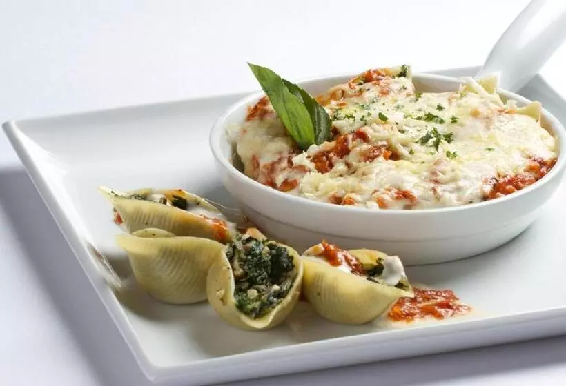 هتل Ambience Excellency, Wakad, Pune