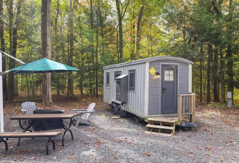 Hotelli Camptel Poconos Lodging