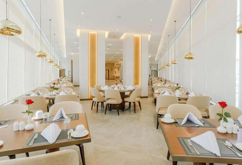 Clarion Hotel Jeddah Airport