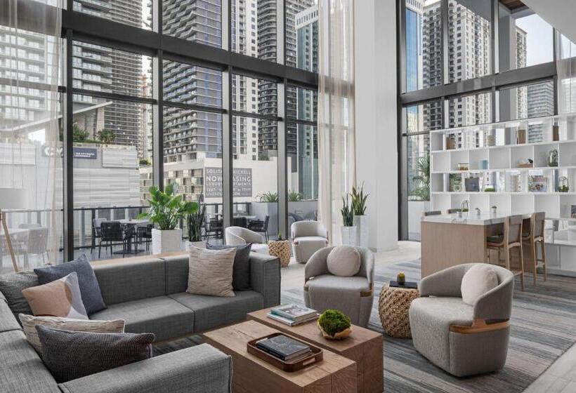 هتل Element Miami Brickell