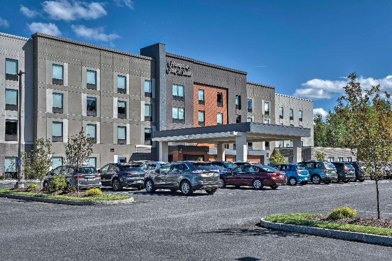Szálloda Hampton Inn & Suites Keene