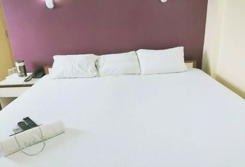 Hotel Mira International