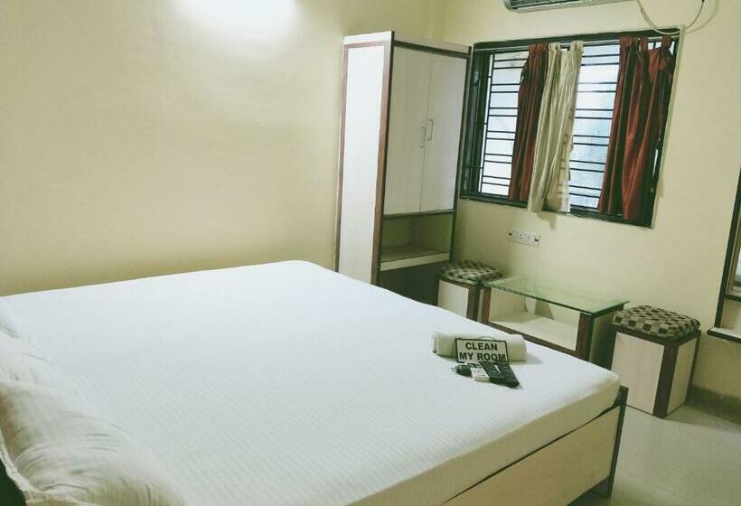 فندق Mira International