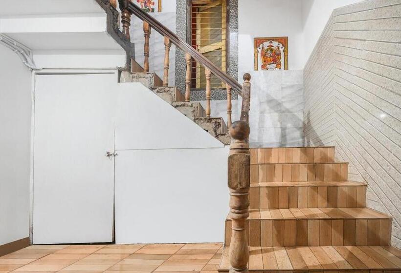 Hotell O Ares Residency