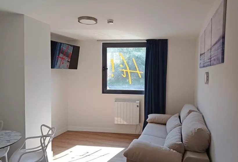 Apartamentos Hi Apartaments Santander 3000