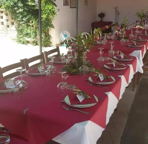 ホテル Azienda Agricola Cascina Monticone