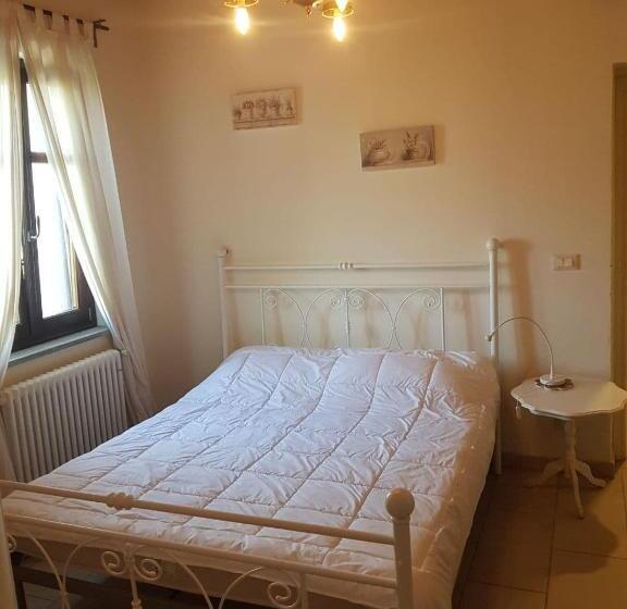 Отель Azienda Agricola Cascina Monticone