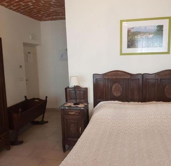 Отель Azienda Agricola Cascina Monticone