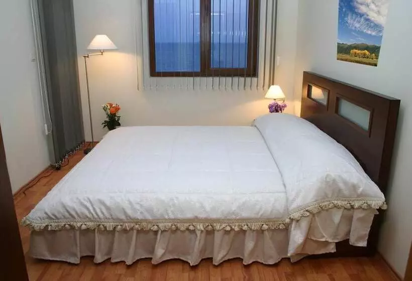 Garden Of Eden Complex