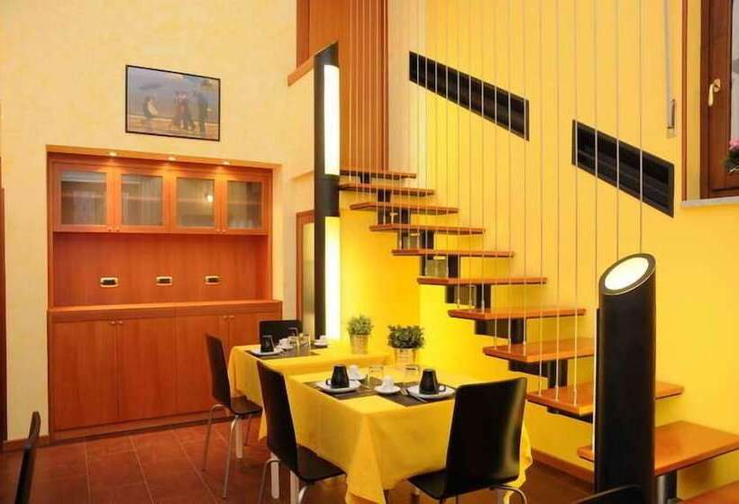 فندق Affittacamere Conte Di Cavour