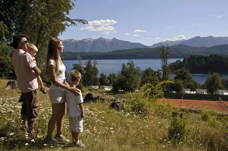 هتل Bahía Montaña Resort