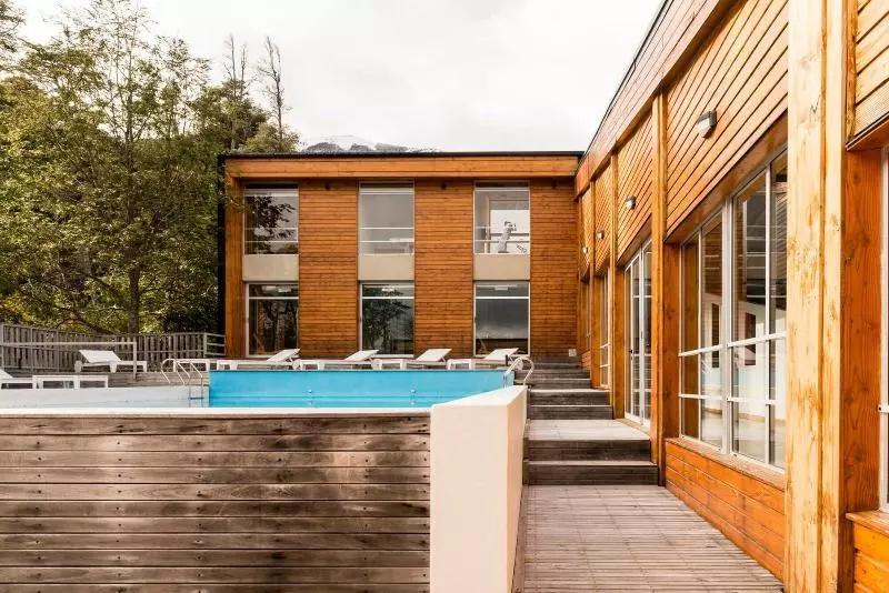 هتل Bahía Montaña Resort