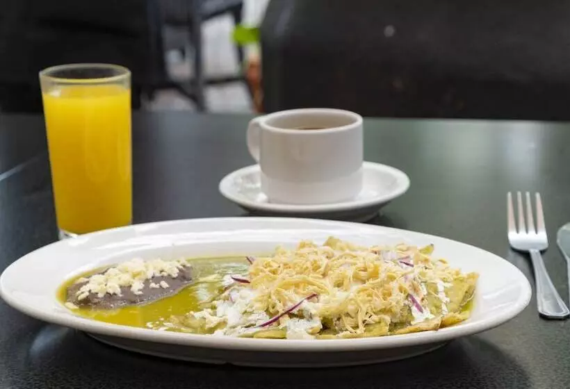 هتل Casa Real Del Cafe