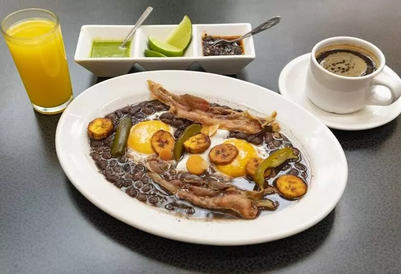 هتل Casa Real Del Cafe